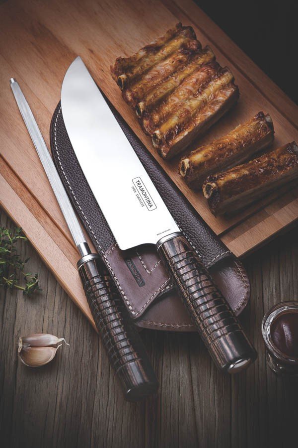 Jogo para Churrasco Inox Cabo Castanho Polywood Bainha de Couro e Estojo de Madeira 2 Pçs