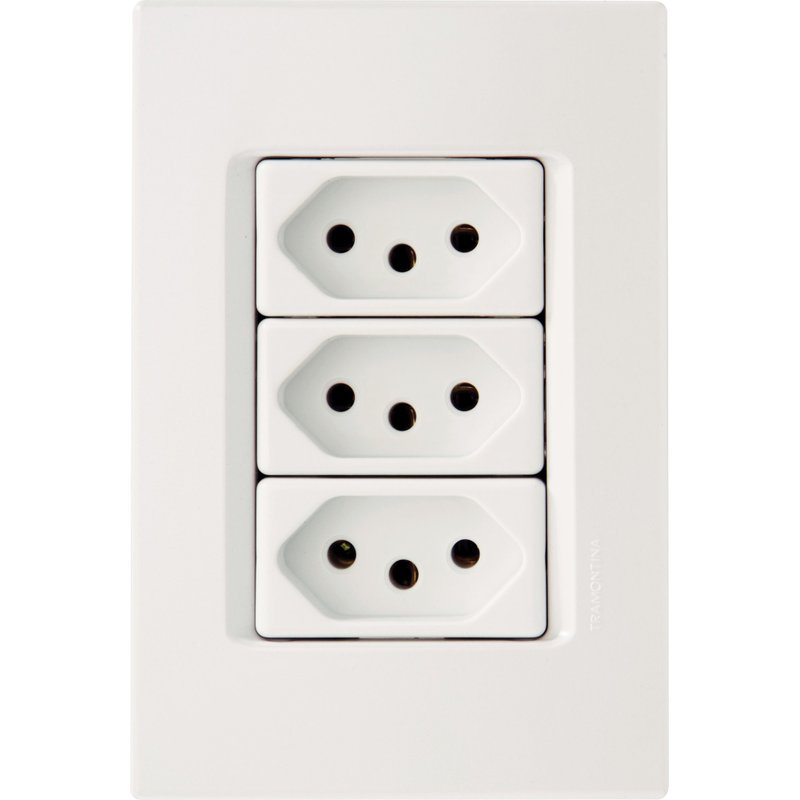 Conjunto 4x2 com 3 Tomadas 2P+T 10 A 250 V IzyFlat Branco