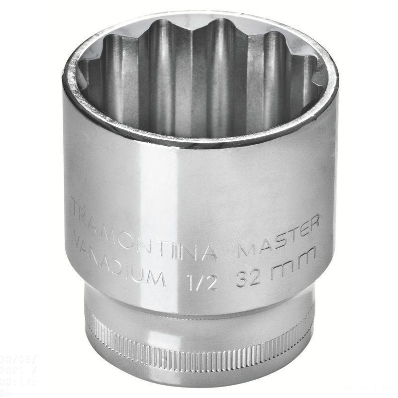 Soquete Estriado 15 mm encaixe 1/2" em Aço Cromo Vanádio com Acabamento Cromado